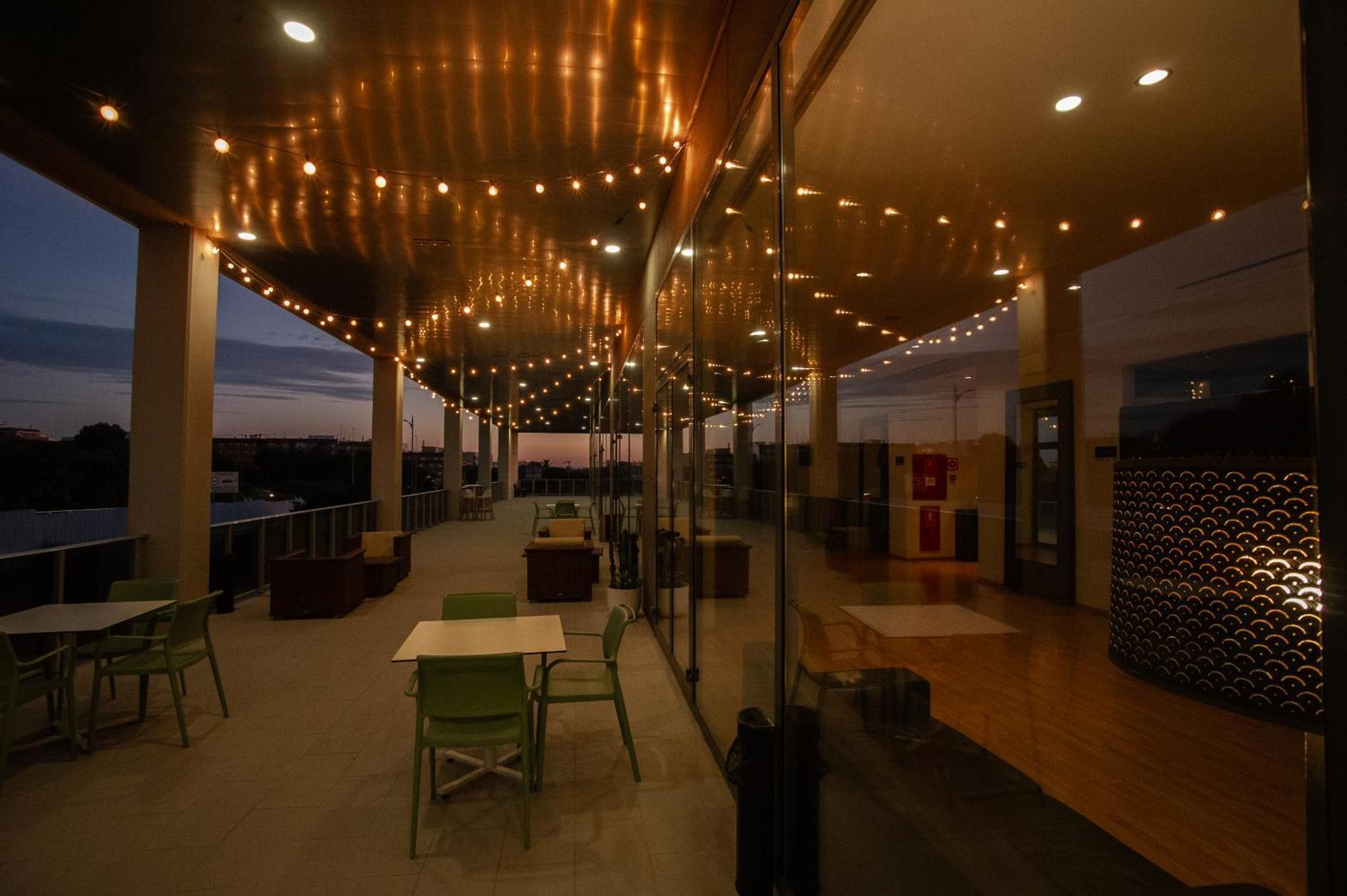 Azz Valencia Congress Hotel & Spa Paterna Exterior photo