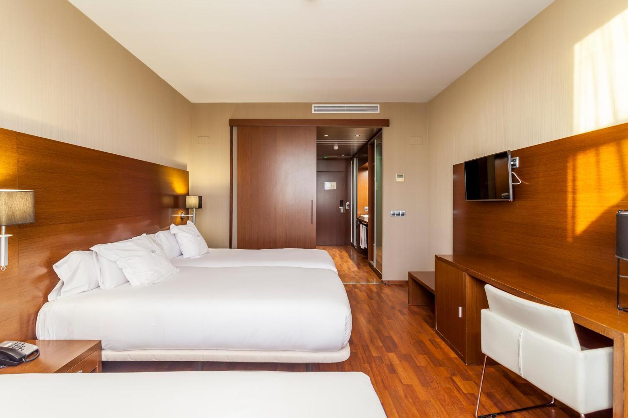 Azz Valencia Congress Hotel & Spa Paterna Exterior photo